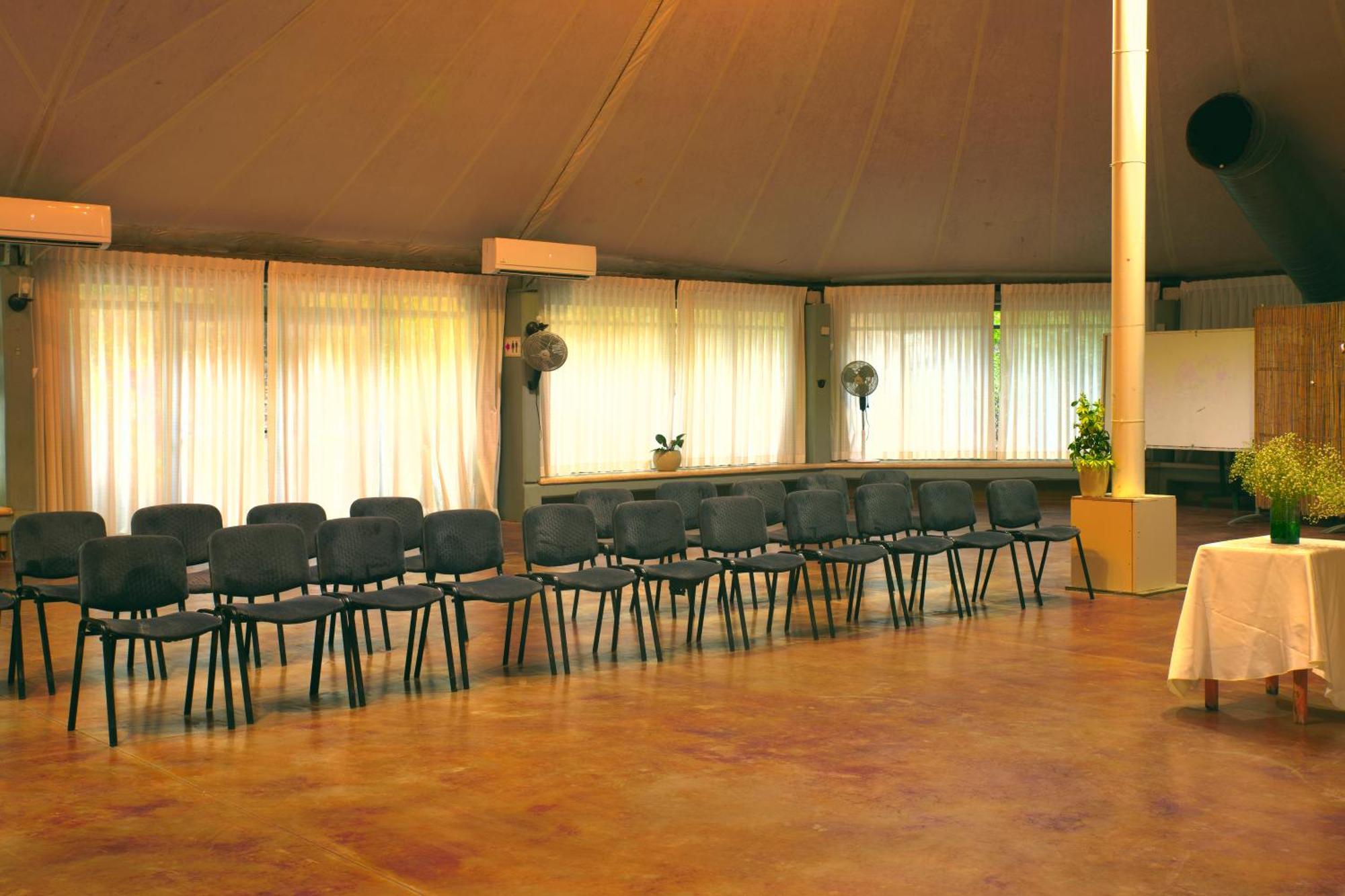 Neve Shalom Hotel Exterior photo